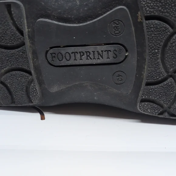 Birkenstock Brown Chukka Boots with Distressed Leather - Picture 2 of 6